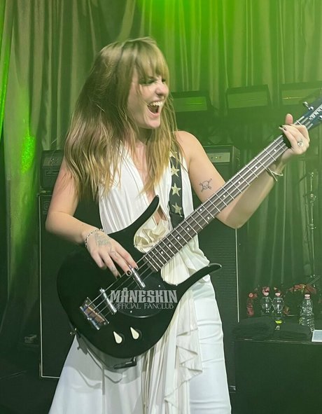 adolescente rousse onlyfans haute définition chaud des photos