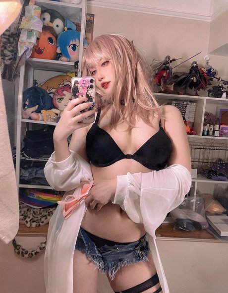 SuperBitchBecky star érotique img