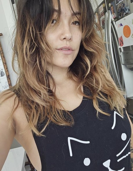 AvaGG étoile sexy images