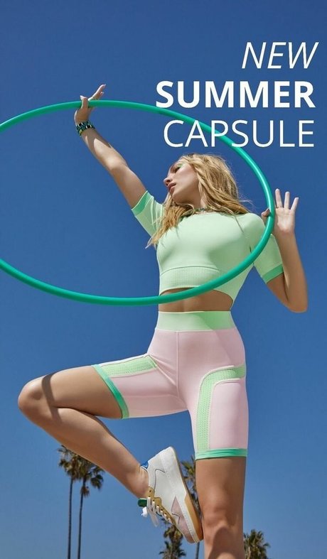 Maddie Ziegler modèle érotique des photos