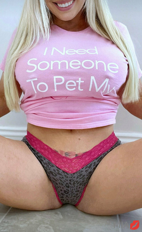 miamartin 1 star du porno xxx des photos