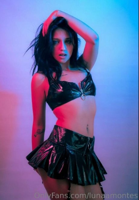 Luna Montes nus étoiles image