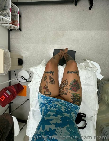 tsunamimami actrice sexy image