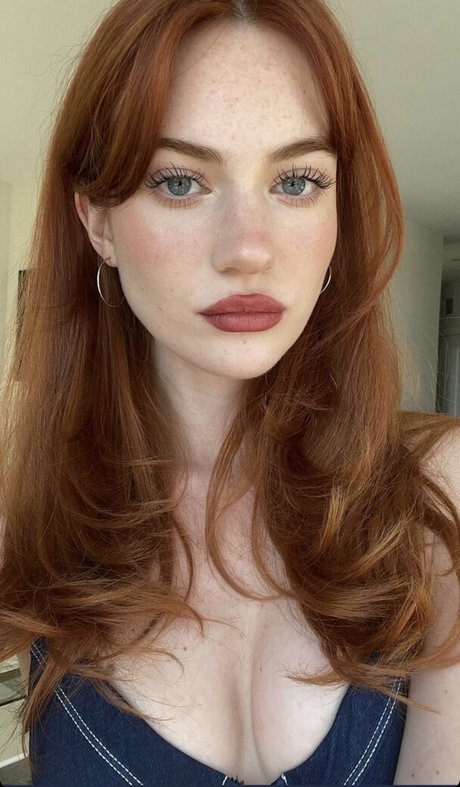 Kennedy Walsh actrice pornographique collection