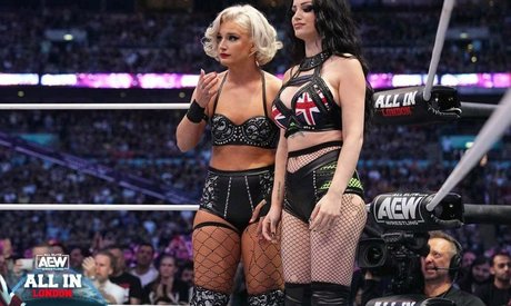 Saraya Bevis top star images