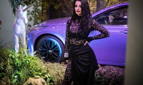 Saraya Bevis art de star du porno galeries