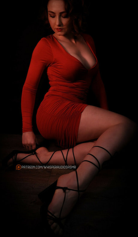 WhisperAudios ASMR modèle nu galerie