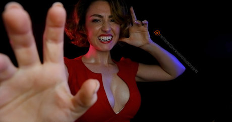 WhisperAudios ASMR nus de stars du porno image