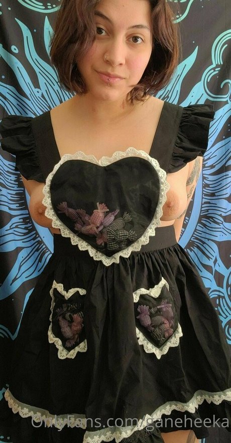 ganeheeka modèle érotique img