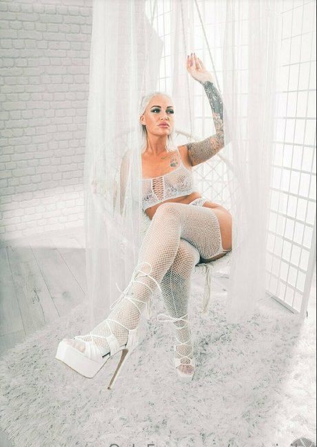 mo vivike étoile xxx photo