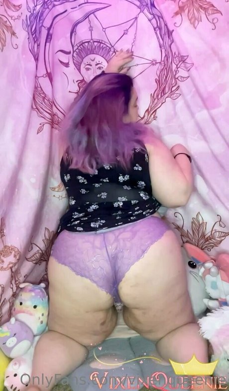 vixenqueenie étoile exclusive des photos