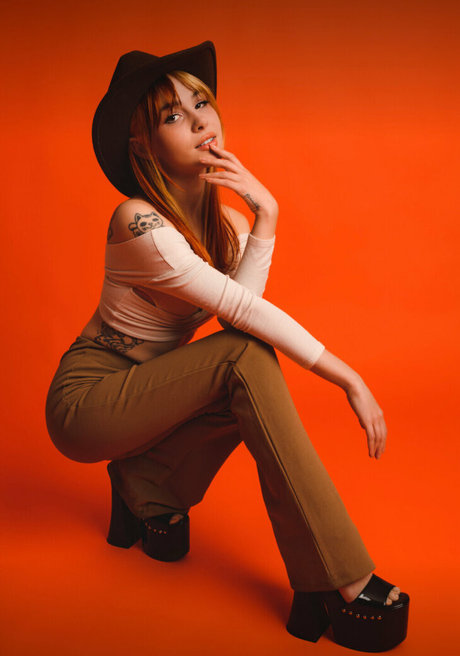 gwenhoney étoile exclusive galeries