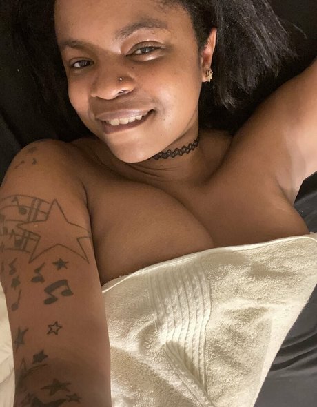 yummybrownfox étoile érotique des photos