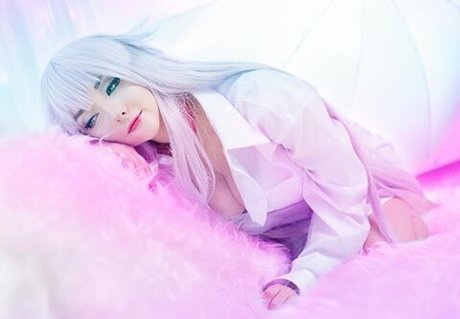 Nash Clive modèle pornographique galerie