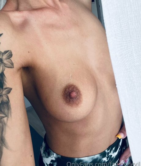 bikini ado onlyfans sympa érotique des photos