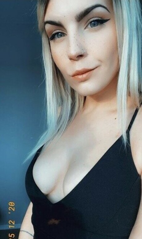 Nicole Wright actrice sexy image