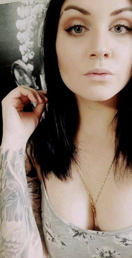 official miss gigi star exclusive img