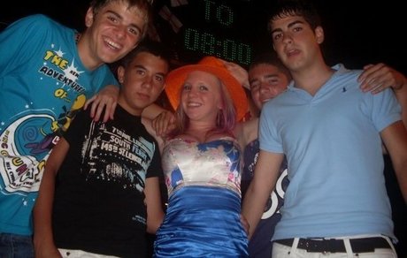 fans de poitrine plate uniquement art exclusif img