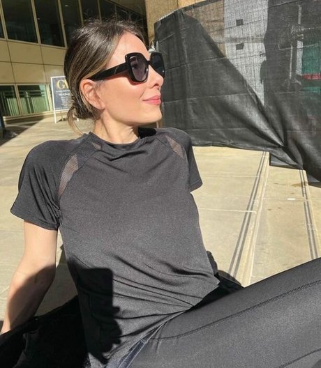 Lucrezia Millarini modèle adulte image