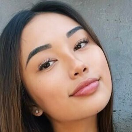 Ellerie Marie nus de stars du porno galeries