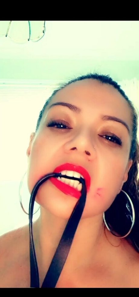 vashtikins modèle hd des photos