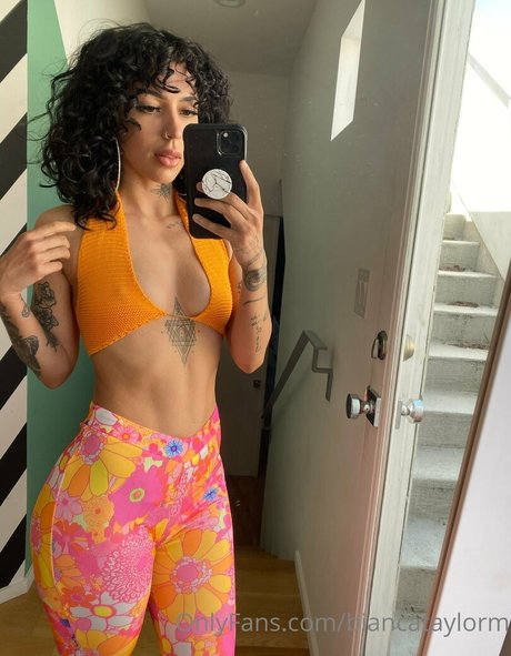 biancataylorm star érotique image