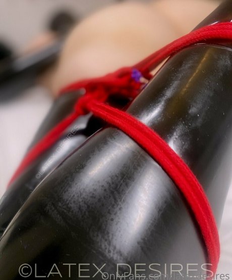 latexdesires étoile érotique img