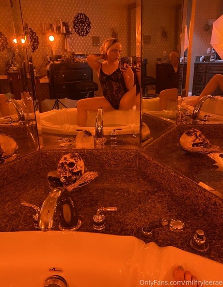 milfryleerae star du porno exclusive collection