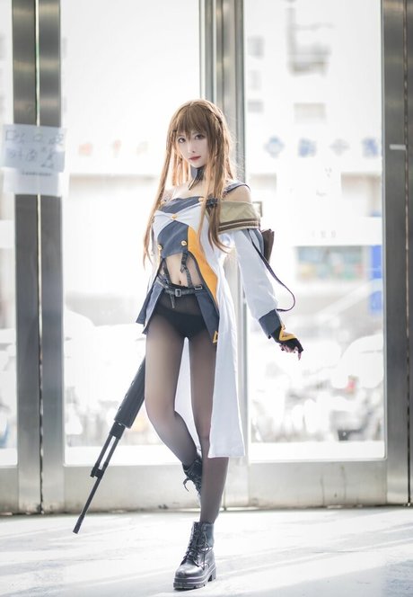 Shika daily étoile nue photo