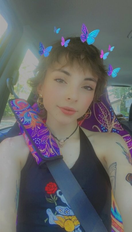 neonalice333 étoile adulte archive