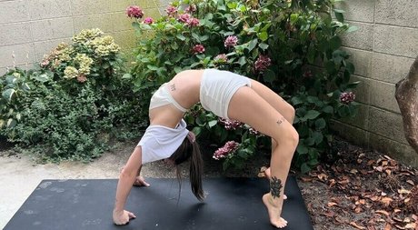 alignedbykarissa star du porno hd image