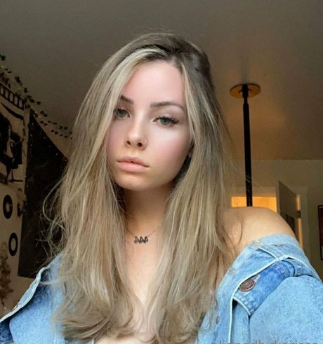 alignedbykarissa modèle de sexe galeries