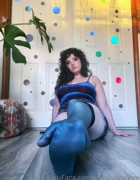 violetvainefree modèle pornographique image