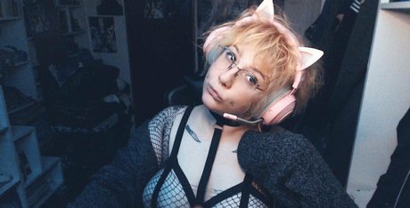 verybruta joli modèle img