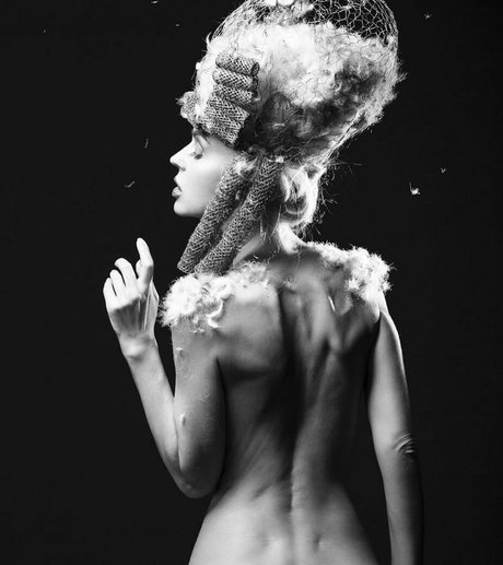 leona now actrice img