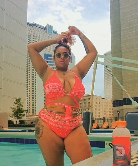 TheeChinaWhite art de star du porno photos