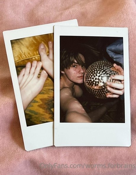 worms forbrains actrice porno collection