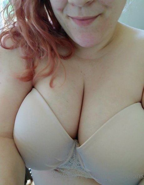 roguemelons actrice pornographique archive