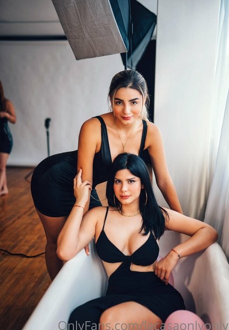 lacasaonlymx étoile adulte images