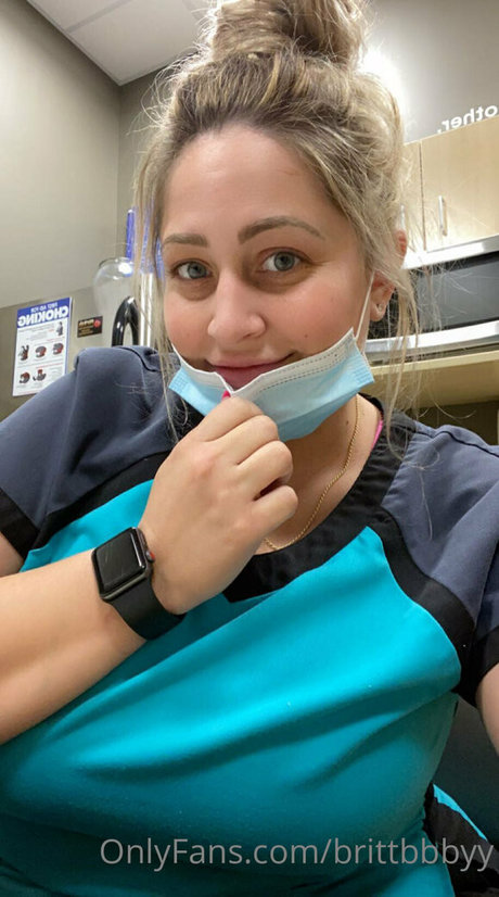 brittbbbyy modèle meilleur image