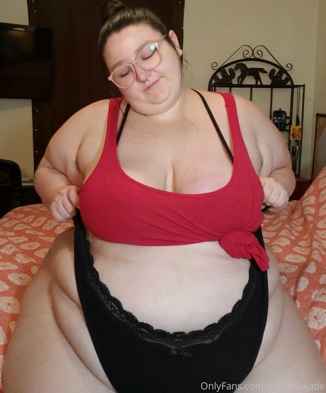 veronikajade belle actrice galeries