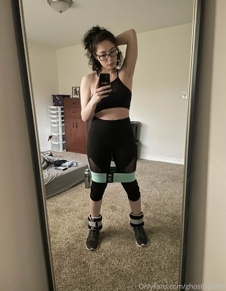 ghostlygothx étoile sexy image