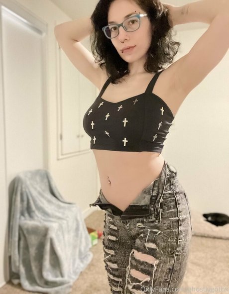 ghostlygothx actrice images