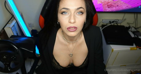 elsofagamer star du porno parfaite image