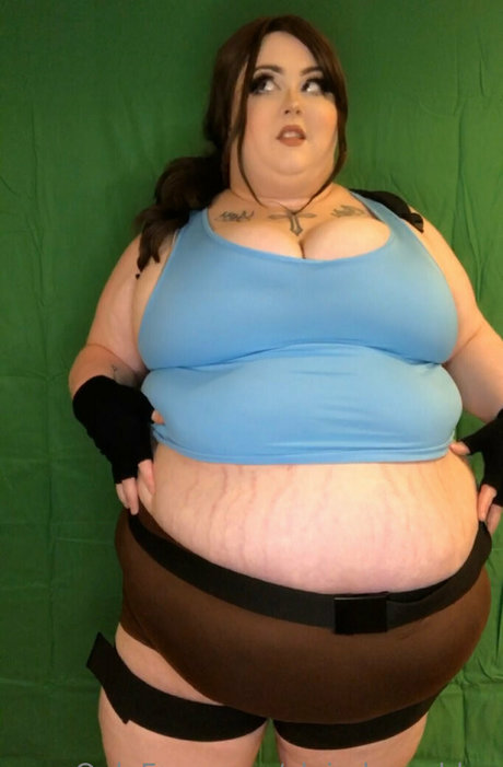 claireberrybbw étoile nue galeries