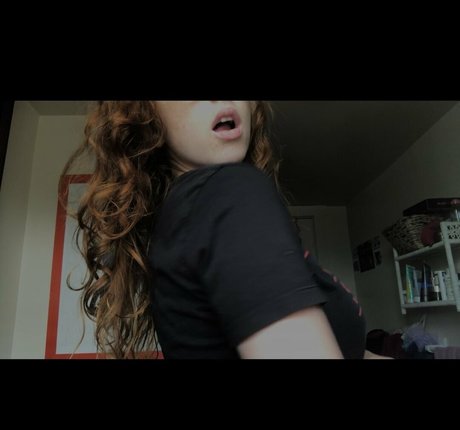 asiatique gratuit onlyfans beau nu des photos