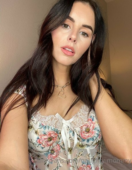 naughty mommy modèle de sexe galeries