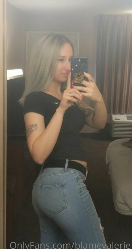 blamevalerie modèle pornographique images