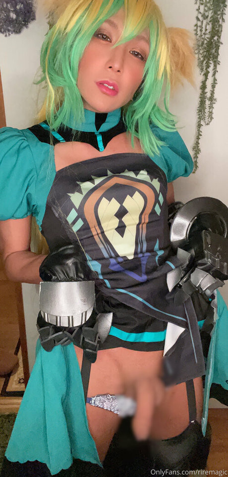 riremagic étoile sexy photos