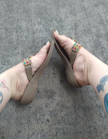 ferralynriver modèle artistique collection